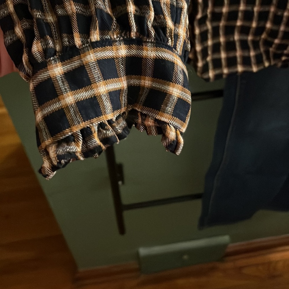 Loft plus sized blouse - Picture 3 of 3